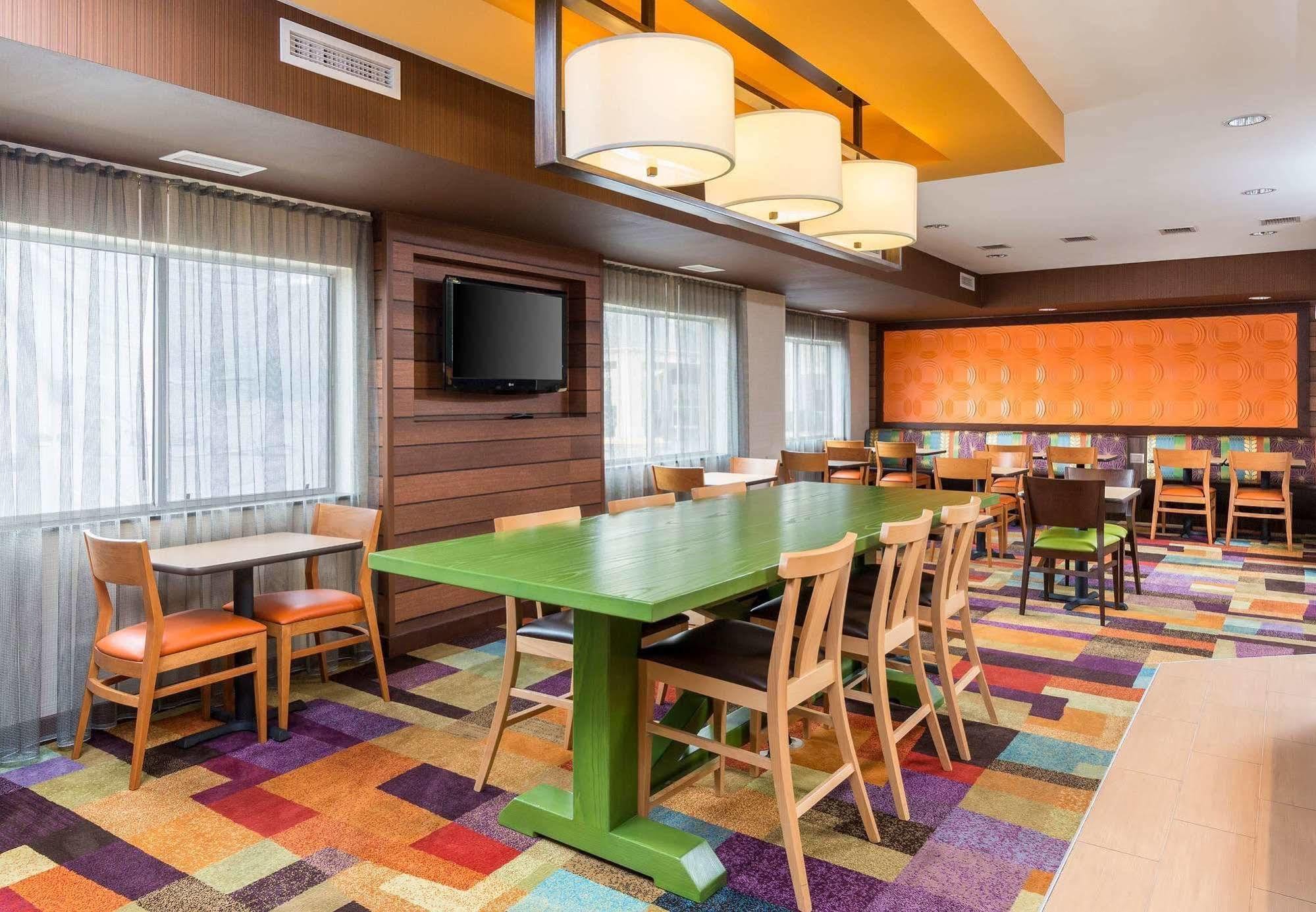 Fairfield Inn & Suites Lincoln Exteriér fotografie
